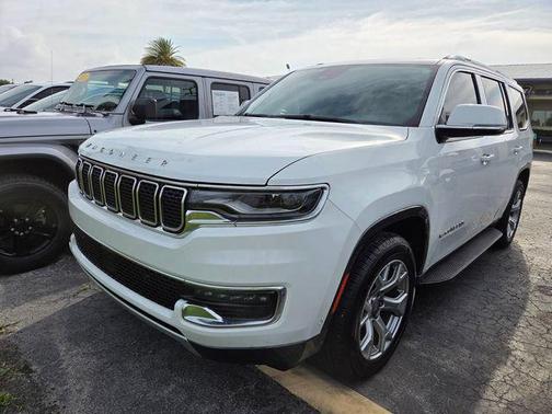 Bright White Clearcoat 2022 Jeep Wagoneer Series II 4x2