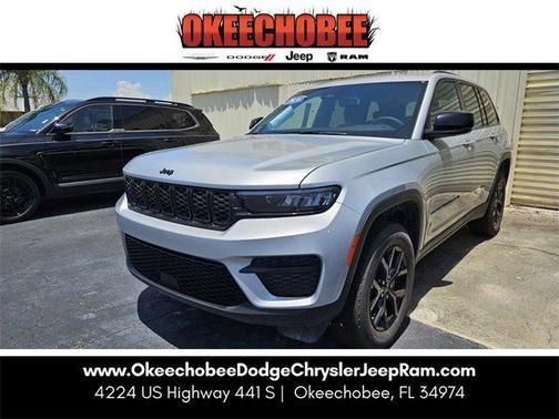 2024 Jeep Grand Cherokee Altitude