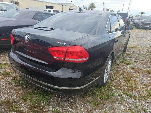 2014 Volkswagen Passat 2.0L TDI DSG SE w/Sunroof