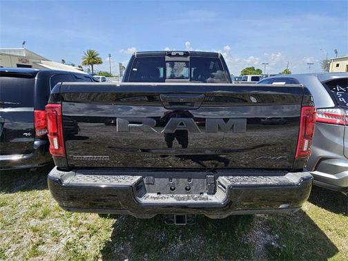 2025 RAM 2500 Big Horn Crew Cab 4x4 6'4' Box