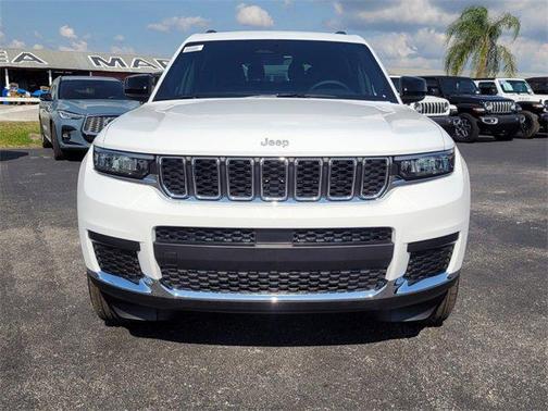 2025 Jeep Grand Cherokee L Laredo