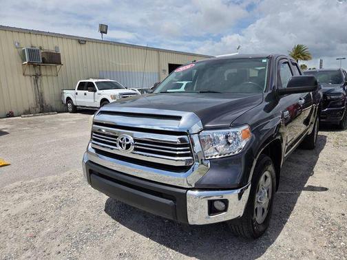 Magnetic Gray Metallic 2016 Toyota Tundra SR5