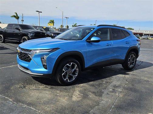 2025 Chevrolet Trax LT