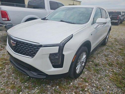 2024 Cadillac XT4 Luxury