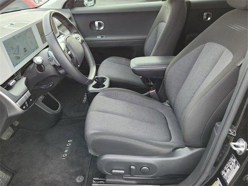 2024 Hyundai IONIQ 5 SE