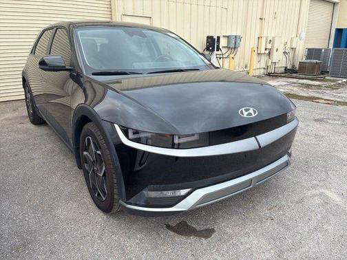 2024 Hyundai IONIQ 5 SE