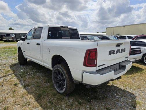 2025 RAM 2500 Big Horn Crew Cab 4x4 6'4' Box