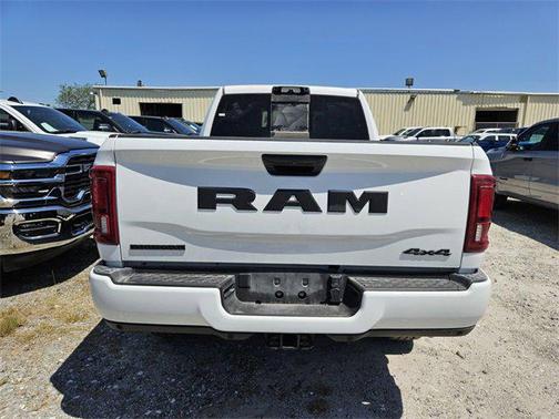 2025 RAM 2500 Big Horn Crew Cab 4x4 6'4' Box