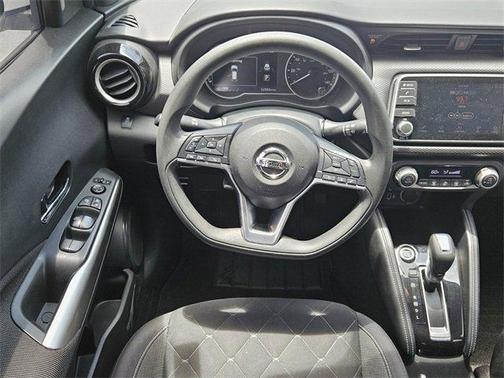 2019 Nissan Kicks SV