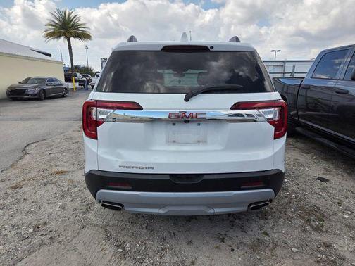 2023 GMC Acadia FWD SLT
