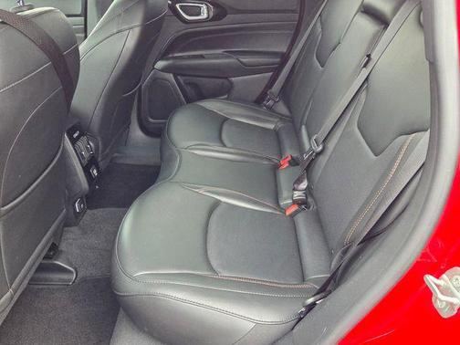 2022 Jeep Compass (RED) Edition 4x4