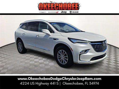 2023 Buick Enclave Essence FWD