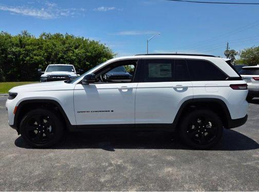 Bright White Clearcoat 2026 Jeep Grand Cherokee L Limited