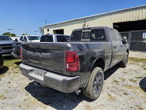 2025 RAM 2500 Big Horn Crew Cab 4x4 6'4' Box