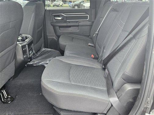 2025 RAM 2500 Big Horn Crew Cab 4x4 6'4' Box