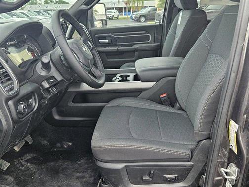 2025 RAM 2500 Big Horn Crew Cab 4x4 6'4' Box