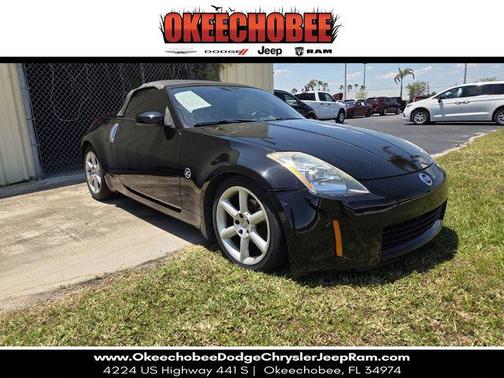 Super Black 2004 Nissan 350Z Touring