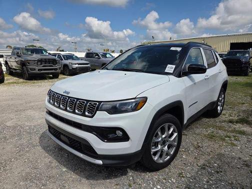 Bright White Clearcoat 2025 Jeep Compass Limited