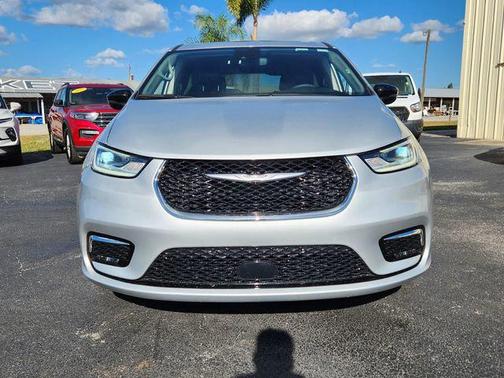 2024 Chrysler Pacifica Limited