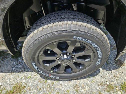 2025 RAM 2500 Big Horn Crew Cab 4x4 6'4' Box