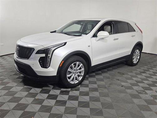 2022 Cadillac XT4 Luxury