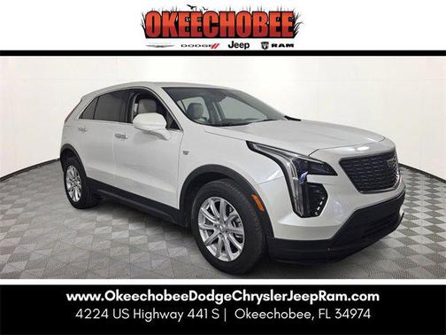 2022 Cadillac XT4 Luxury
