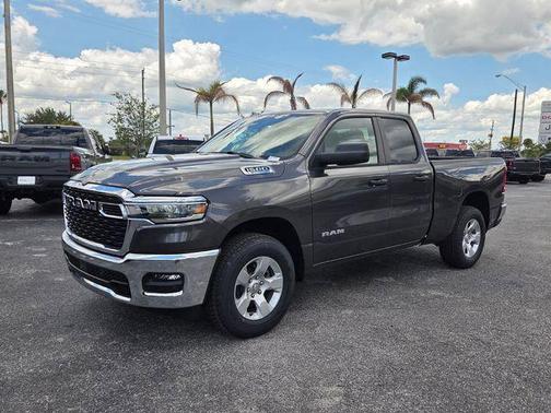Granite Crystal Metallic Clearcoat 2026 RAM 1500 Big Horn/Lone Star