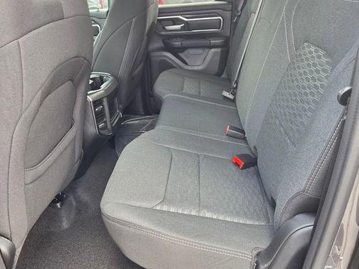 Granite Crystal Metallic Clearcoat 2026 RAM 1500 Big Horn/Lone Star