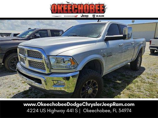 2017 RAM 2500 Laramie Crew Cab 4x4 6'4' Box