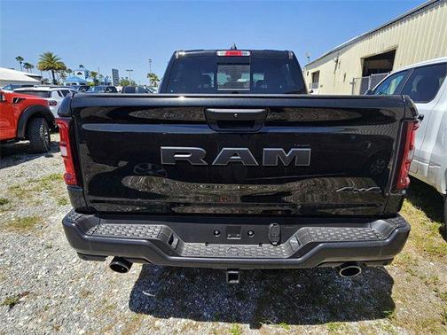 2025 RAM 1500 Warlock Crew Cab 4x4 5'7' Box