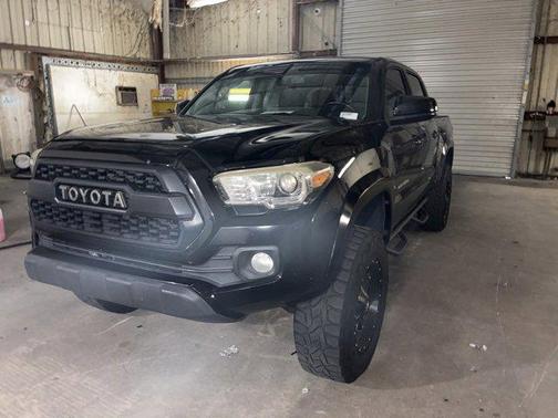 2017 Toyota Tacoma SR5
