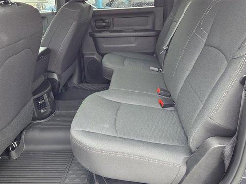 2026 RAM 2500 Warlock Crew Cab 4x4 6'4' Box