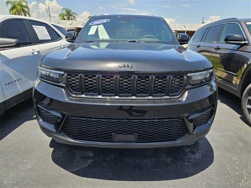2024 Jeep Grand Cherokee Altitude