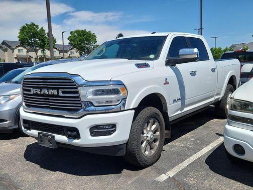Bright White Clearcoat 2020 RAM 2500 Laramie Crew Cab 4x4 6'4' Box