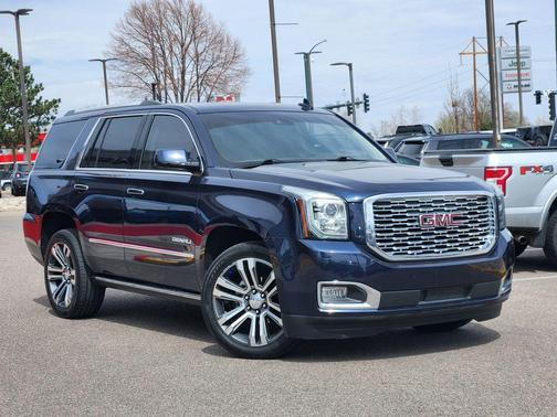 Dark Sapphire Blue Metallic 2019 GMC Yukon Denali