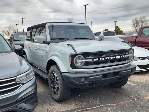 2022 Ford Bronco Outer Banks