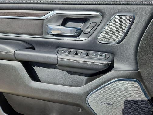 Bright White Clearcoat 2026 RAM 1500 Laramie