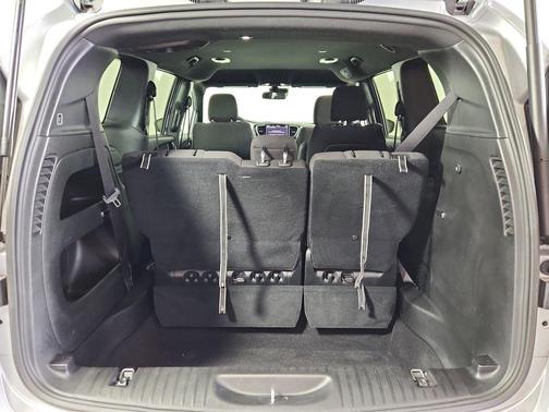 2023 Chrysler Pacifica Touring