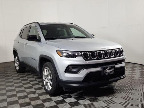 2024 Jeep Compass Latitude Lux