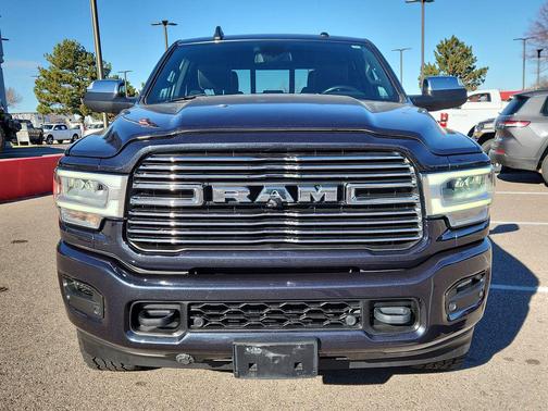2020 RAM 3500 Laramie Crew Cab 4x4 6'4' Box