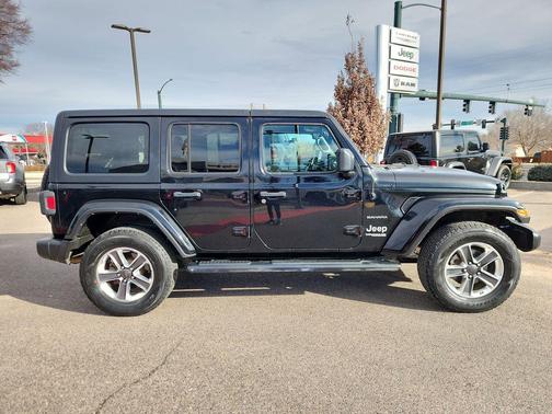 2022 Jeep Wrangler Unlimited Sahara