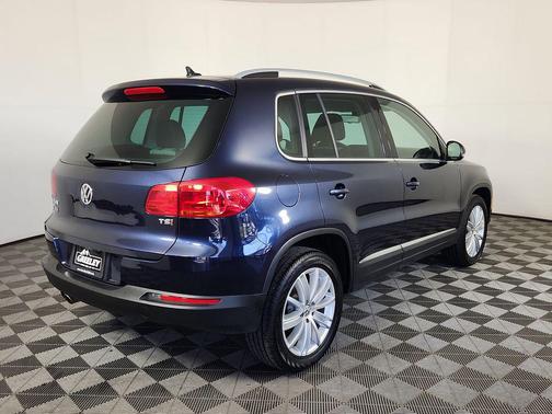 2016 Volkswagen Tiguan SE