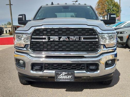 Billet Silver Metallic Clearcoat 2023 RAM 3500 Big Horn Crew Cab 4x4 8' Box