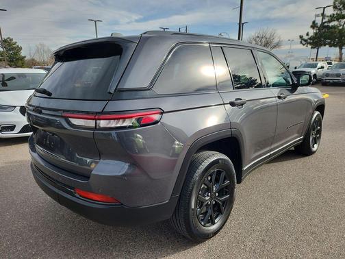 2024 Jeep Grand Cherokee Altitude