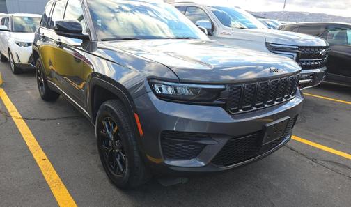 2024 Jeep Grand Cherokee Altitude