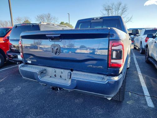 2021 RAM 2500 Laramie Crew Cab 4x4 6'4' Box