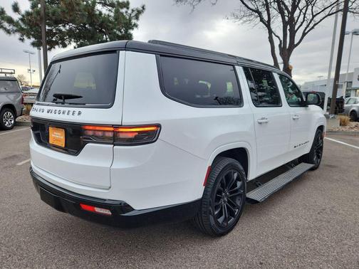 2024 Jeep Grand Wagoneer L Series II 4x4