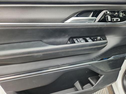 2024 Jeep Grand Wagoneer L Series II 4x4