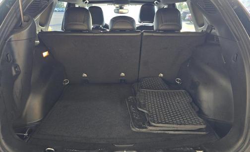 Diamond Black Crystal Pearlcoat 2024 Jeep Compass Trailhawk