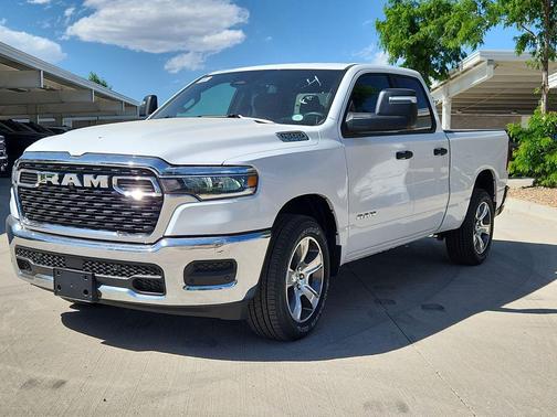 Bright White Clearcoat 2026 RAM 1500 Tradesman